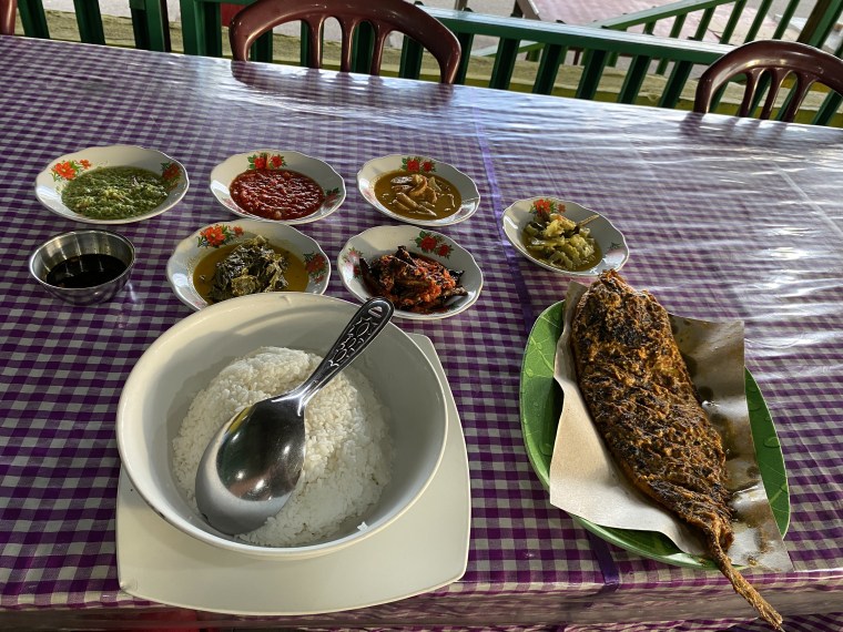 20230619_103953082_iOS